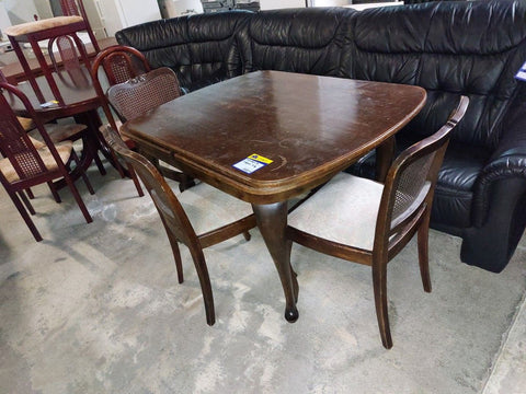 Tisch mit 3 Stühlen - HH070601