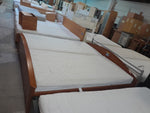 Doppelbett / Bett mit Lattenrost und Matratzen - HH060125