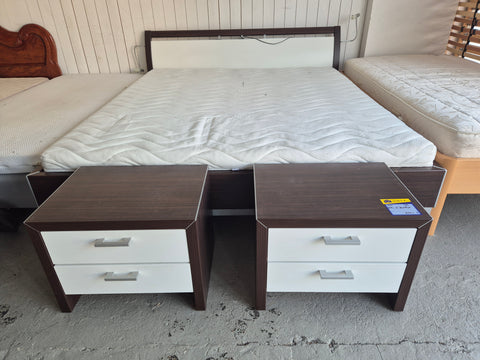 Doppelbett / Ehebett - LD300408