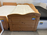 Bett / Einzelbett aus Kiefer (Weichholz) - LD021037